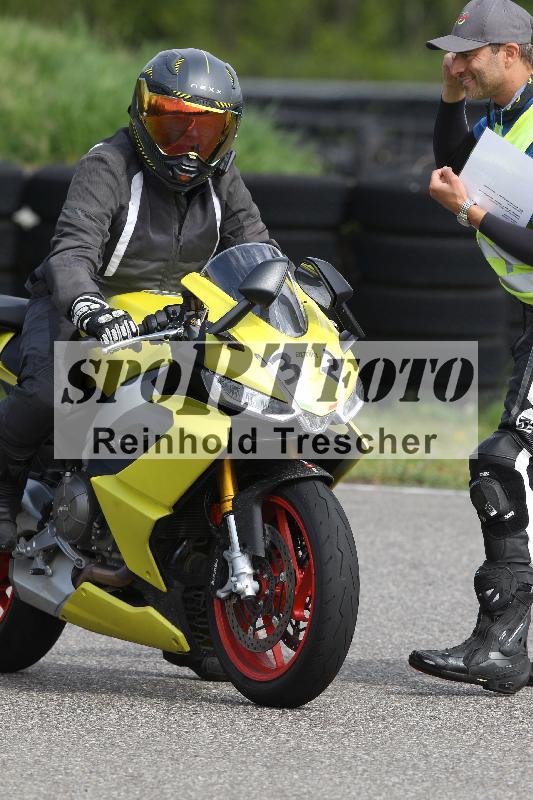 Archiv-2025/10 23.04.2025 Cornu Master School ADR/gruen-vert/32